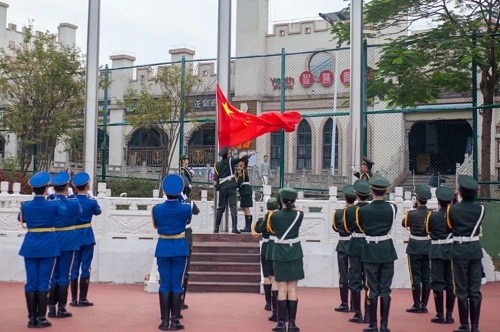 升旗仪式现场2.jpg