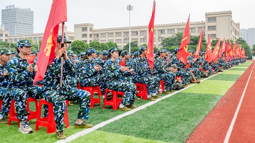 大旺校区新生.jpg 大旺校区新生.jpg