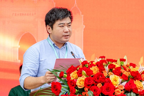 魏益群发言.jpg 魏益群发言.jpg