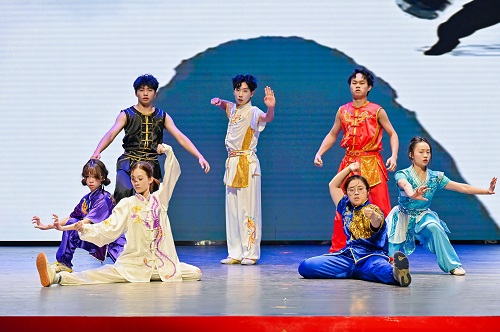 晚会节目7.jpg 晚会节目7.jpg