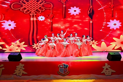 晚会现场.jpg 晚会现场.jpg