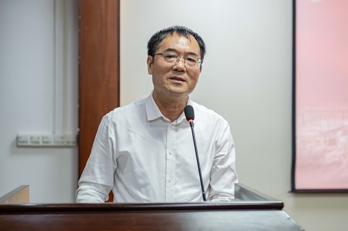 桑龙扬发言.jpg 桑龙扬发言.jpg