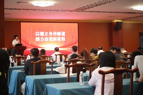 比赛现场.JPG 比赛现场.JPG