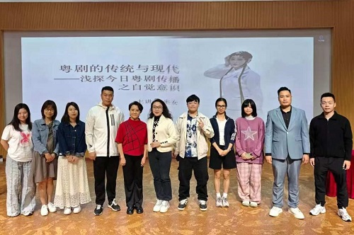 合影留念.jpg 合影留念.jpg
