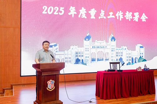 莫秀全讲话.JPG 莫秀全讲话.JPG