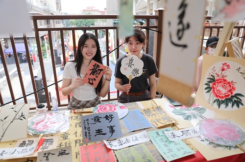 展区1.jpg