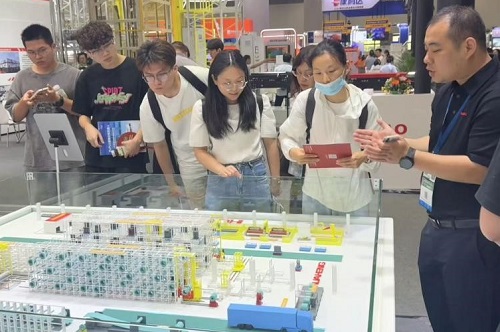 研学体验1.jpg 研学体验1.jpg
