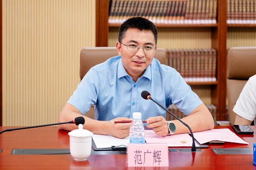 范广辉讲话.jpg 范广辉讲话.jpg