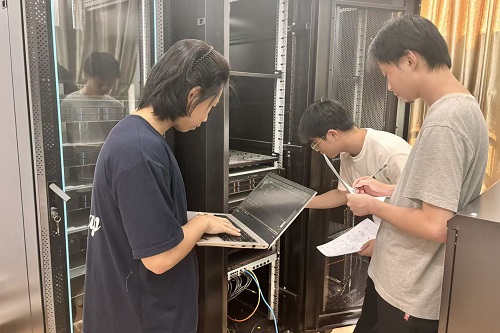 调试备赛.jpg