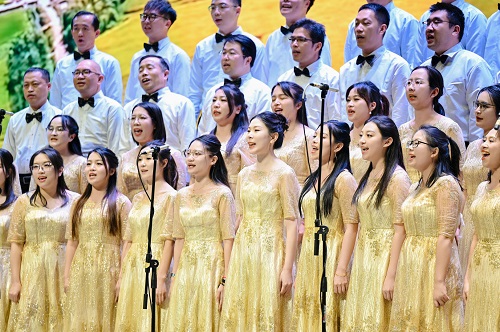 合唱现场6.jpg 合唱现场6.jpg