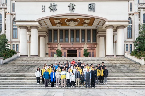合影留念.jpg