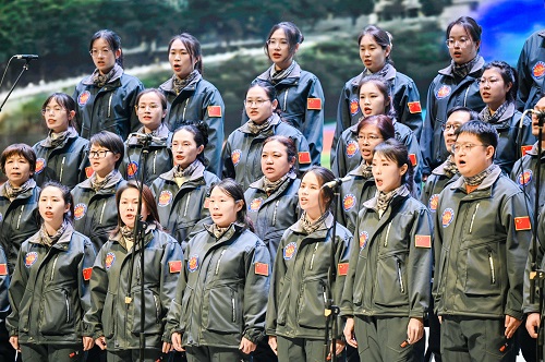 合唱现场7.jpg 合唱现场7.jpg