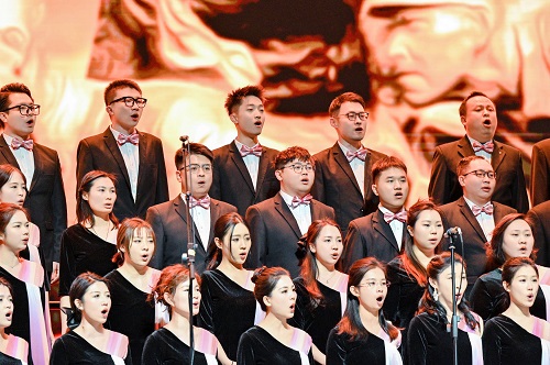 合唱现场13.jpg 合唱现场13.jpg