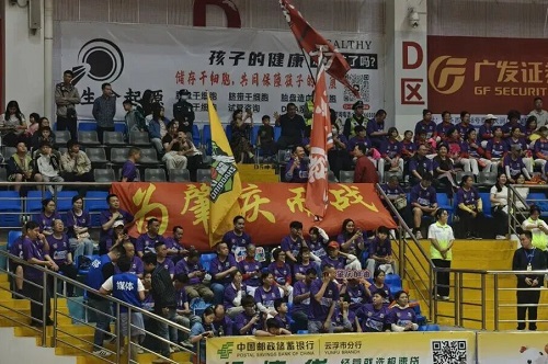 现场观众.jpg 现场观众.jpg