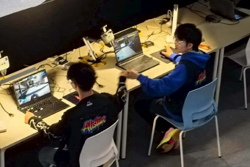 操控现场.jpg