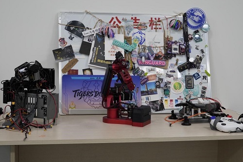 竞赛成果展示.jpg 竞赛成果展示.jpg